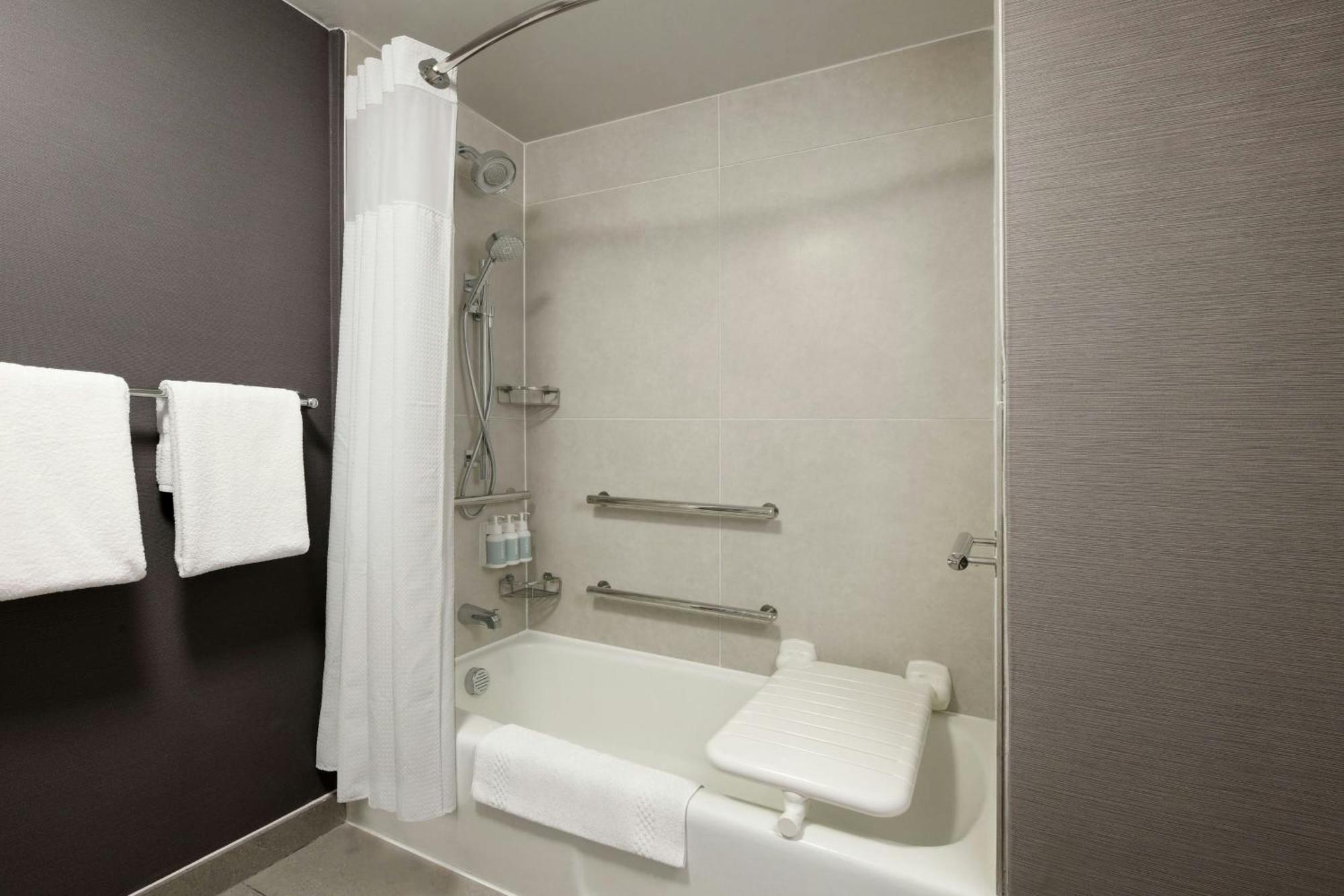Courtyard By Marriott Houston Northwest Hotel Exterior photo
